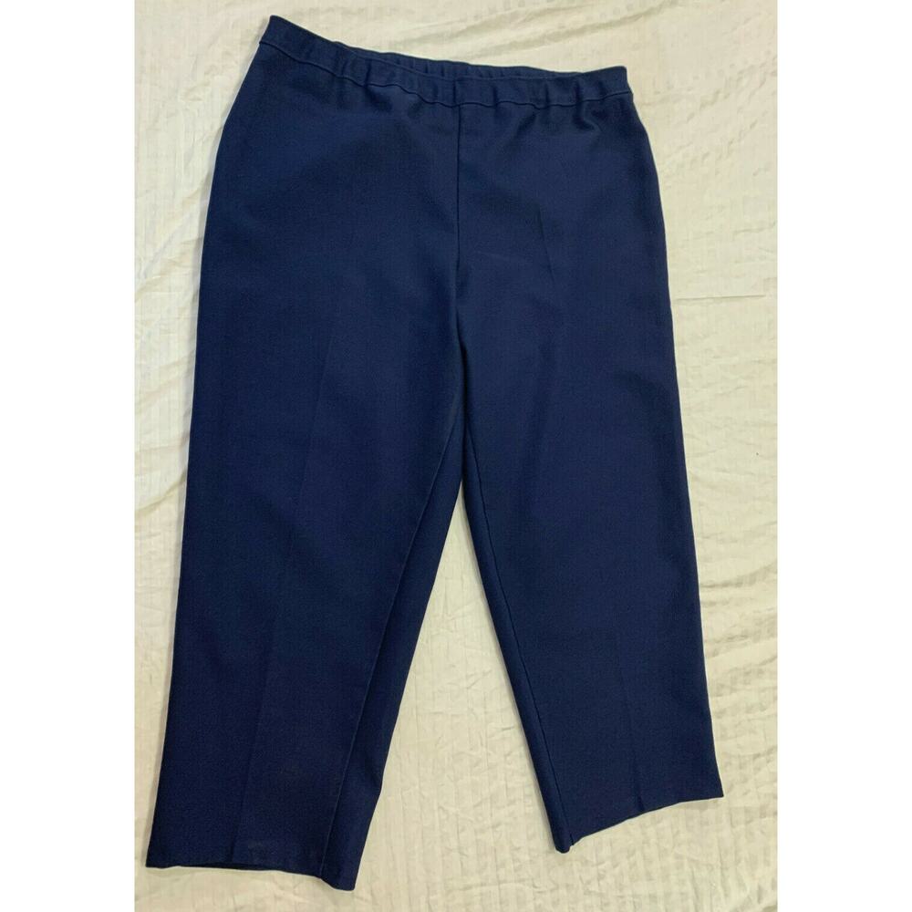 BEND OVER WOMENS PANTS WAIST 38-40 IN